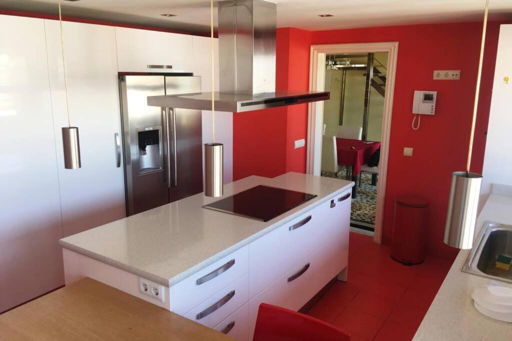 Penthouse With Private Pool, Hot Tub Jacuzzi With Sea Views And Chill-Out Zone, Close To The Sea Marbella Exteriör bild