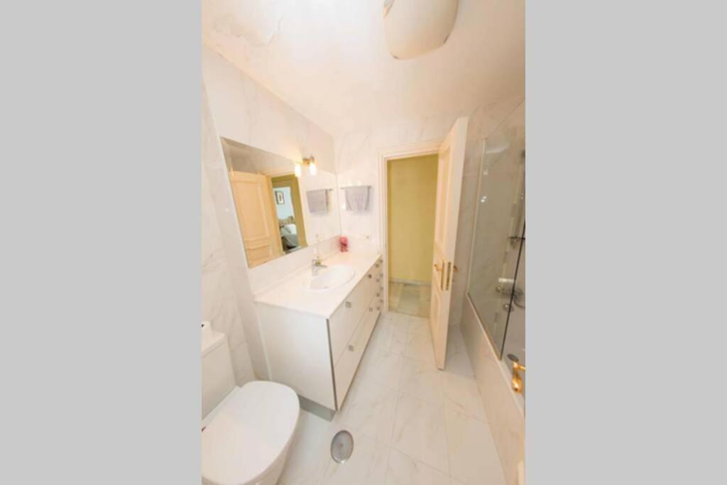 Penthouse With Private Pool, Hot Tub Jacuzzi With Sea Views And Chill-Out Zone, Close To The Sea Marbella Exteriör bild