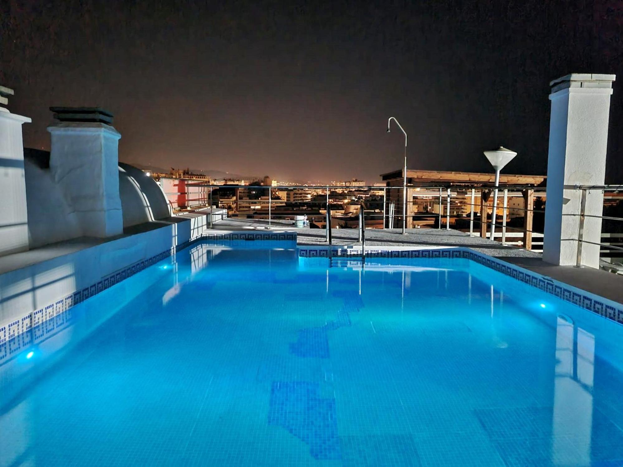 Penthouse With Private Pool, Hot Tub Jacuzzi With Sea Views And Chill-Out Zone, Close To The Sea Marbella Exteriör bild